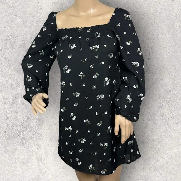Abercrombie‎ & Fitch Smocked Black Floral Dress Size Small Mini Long Sleeve Boho - Picture 3 of 16